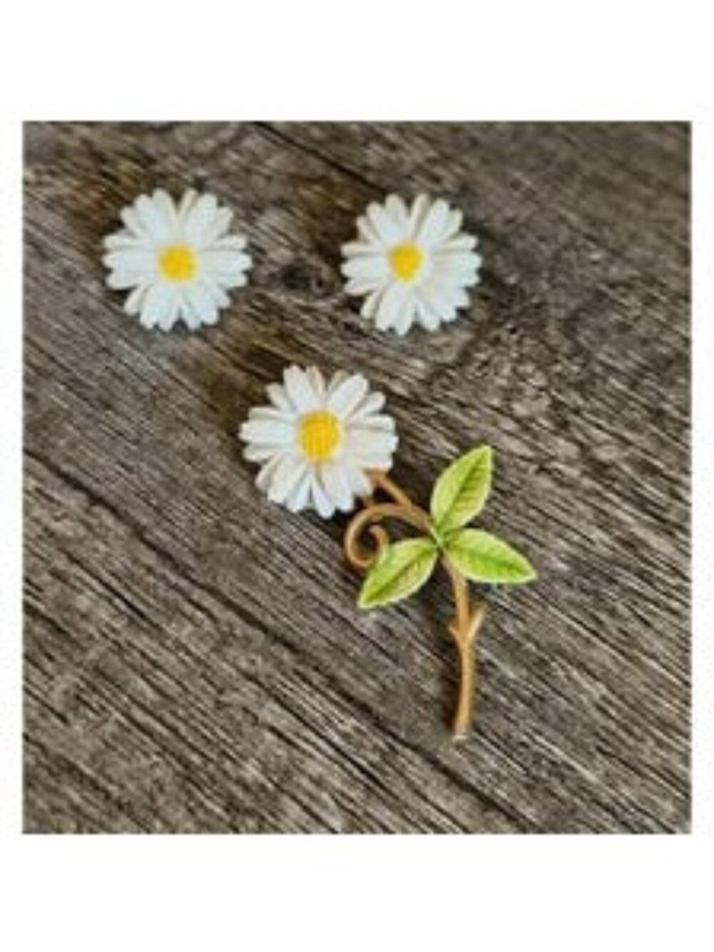 Vintage Enamel JJ Daisy Brooch And Clip On Earrings Set